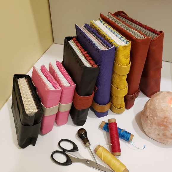 Meet your Posher, Leah - Picture 2 of 16